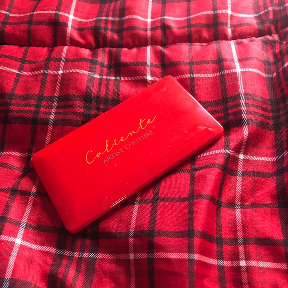 Boxycharm.